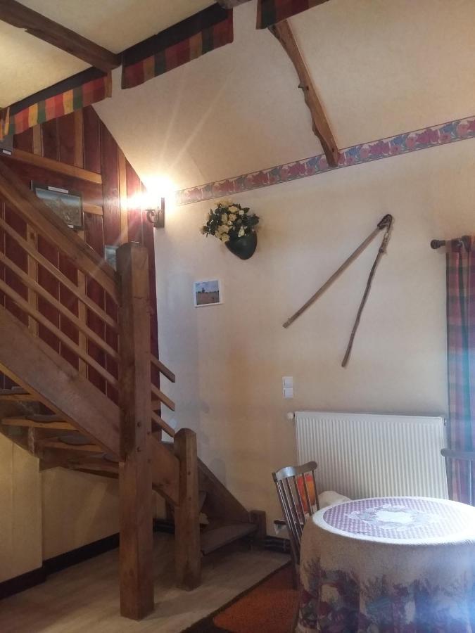Les Petites Chapelles Bed & Breakfast Saint-Pierre-de-Plesguen Exterior photo