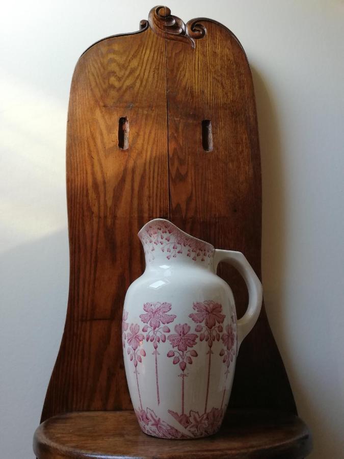Les Petites Chapelles Bed & Breakfast Saint-Pierre-de-Plesguen Exterior photo
